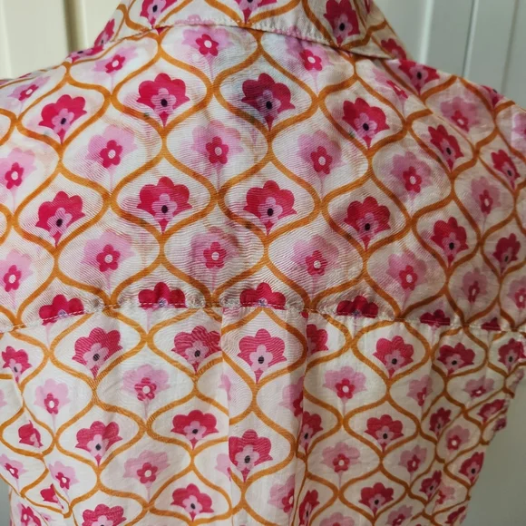 Cabi Bungalow Top Spring 2023 Floral Print Pink Cute Pretty Sleeveless Small - Picture 7 of 13